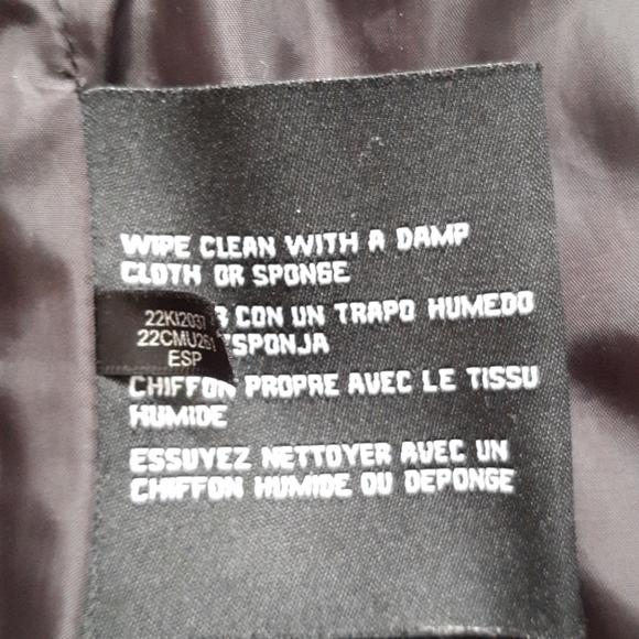 Guess faux leather jacket. Vegan friendly! - Picture 6 of 6